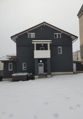 Casa Lupeni